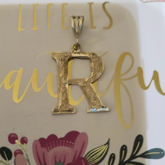 10k Real Solid Gold Pendant. - Picture 11 of 12